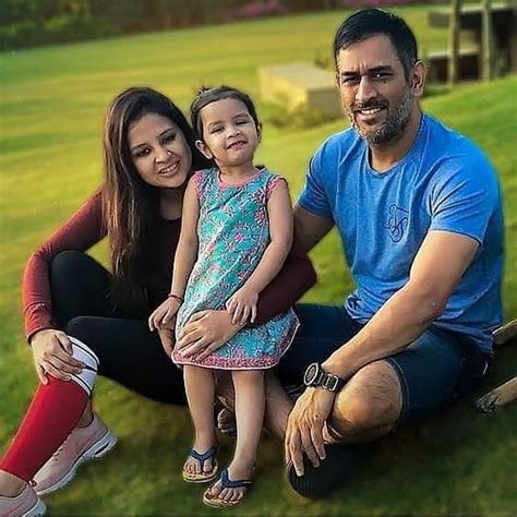 ms dhoni in english family